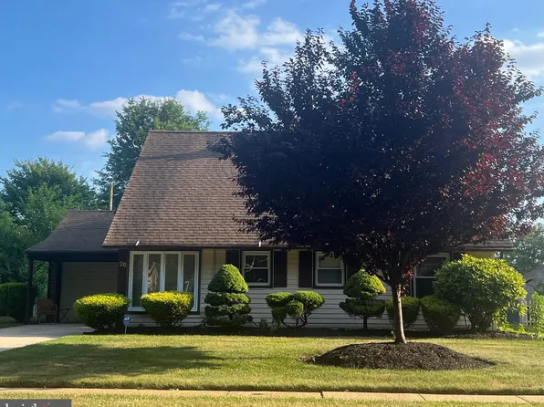 26 Melville Ln, Willingboro, NJ 08046