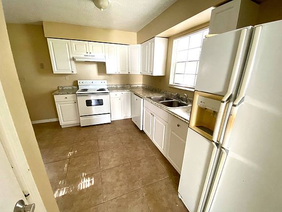 5th image of 808 Van Lieu St APT B