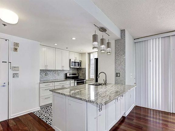 4th image of 1 2nd St APT 1602