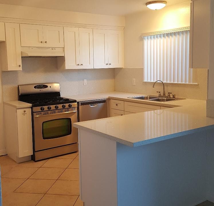1st image of 349 W Wilson St APT 3