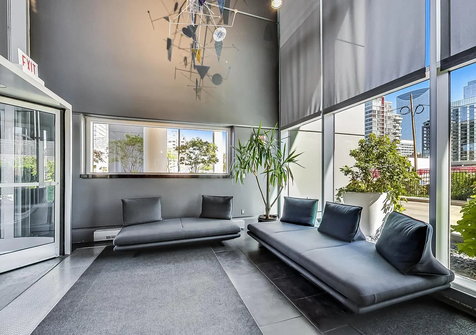 2 bed, $3,750 — Photo 1