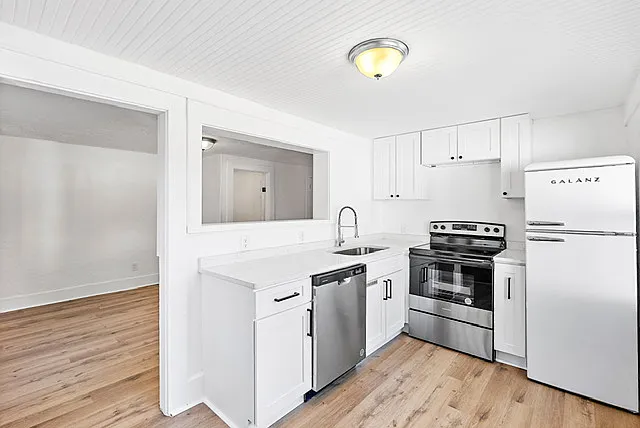 3 bed, 1100 sqft, $1,800 — Photo 4