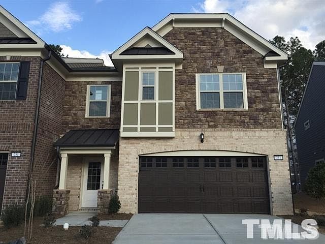1st image of 425 Daylin Dr