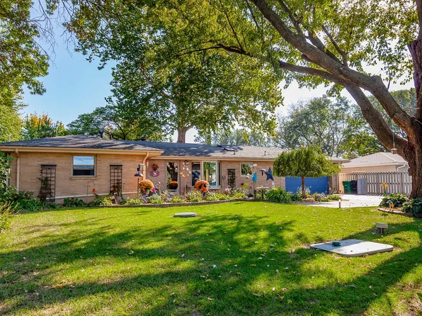 7555 NW 16th St, Ankeny, IA 50023