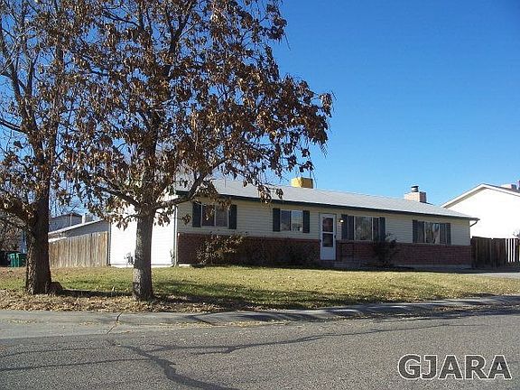 2nd image of 497 Grand Valley Dr