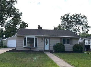 929 Hunt Ave, Neenah, WI 54956
