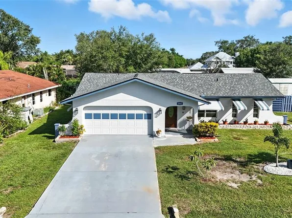 1042 Malay Ter NW, Pt Charlotte, FL 33948