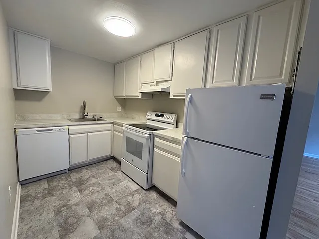 360 Park Rd #C4 — Photo 6