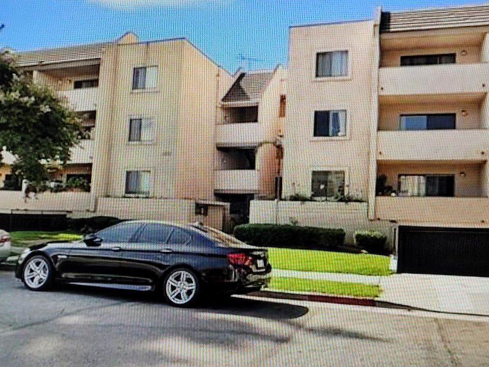1st image of 18-460 Salem St #18