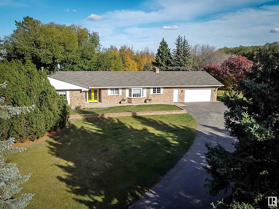 3rd image of 52224 Range Road 275 Unit 31