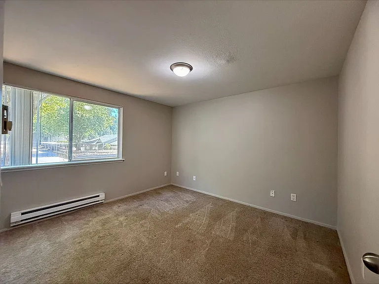 The Gardens Apartments — Photo 18