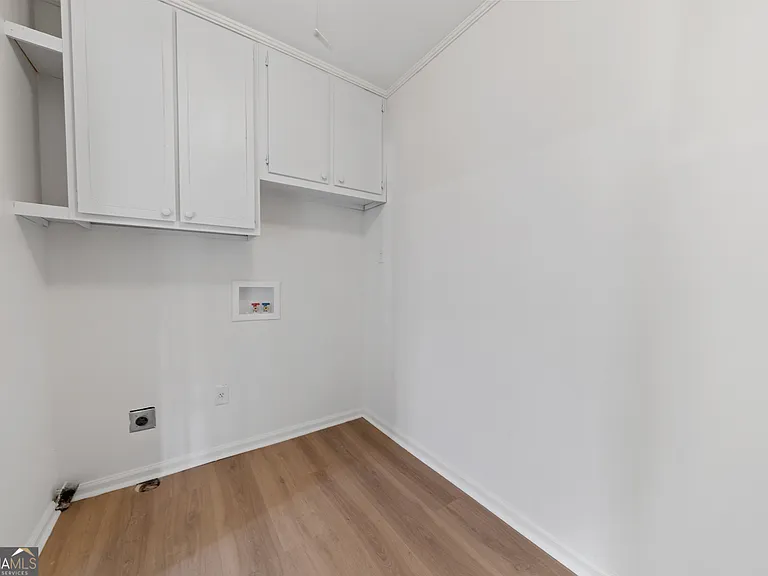 223 Brookwood Dr — Photo 25