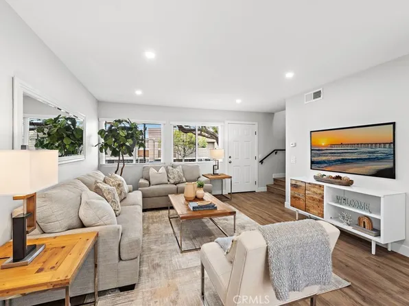 11 Summerwalk Ct, Newport Beach, CA 92663
