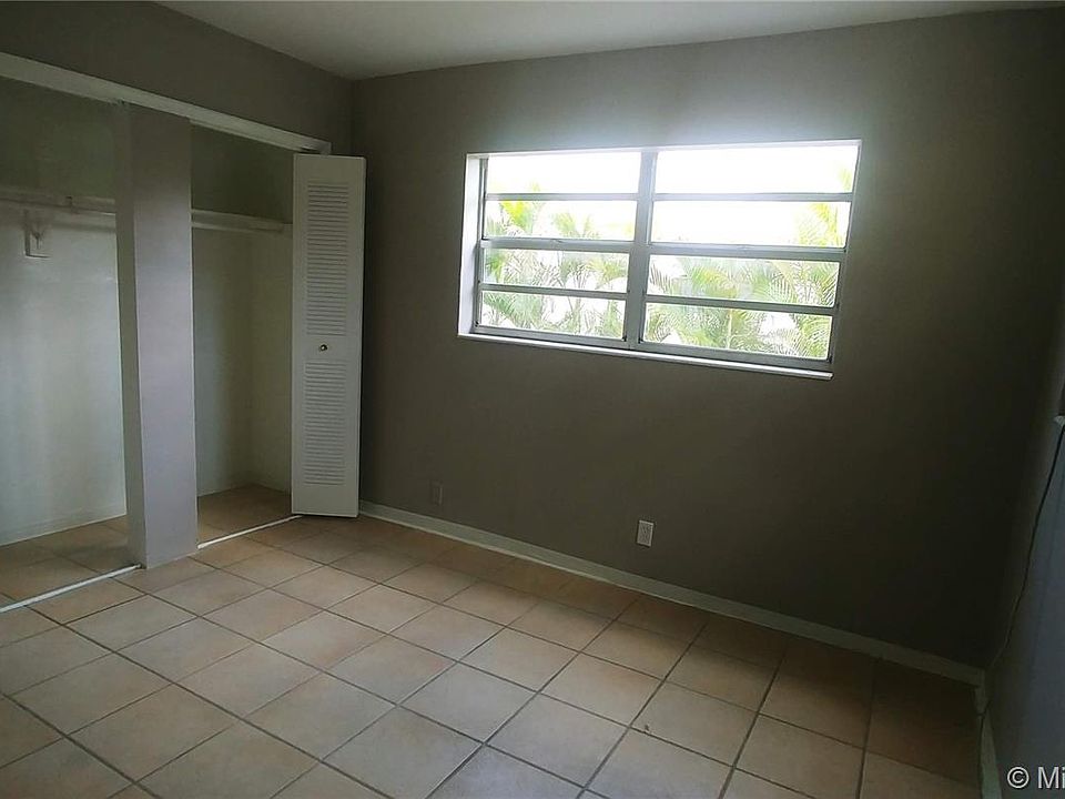 1st image of 731 NE 7th Ave #4