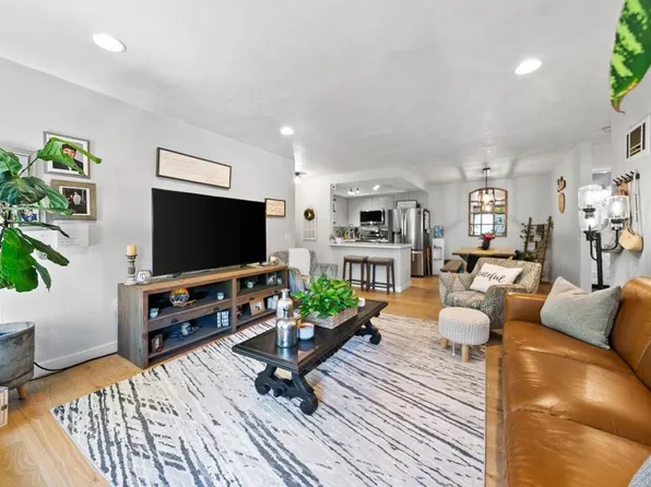 110 N 2nd Ave Unit 27, Chula Vista, CA 91910