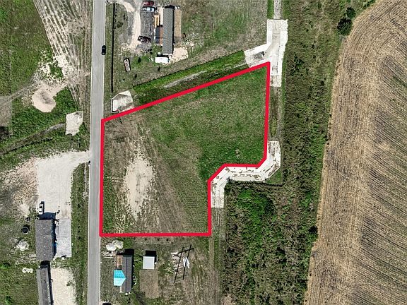 4th image of 1041 Saltgrass Dr