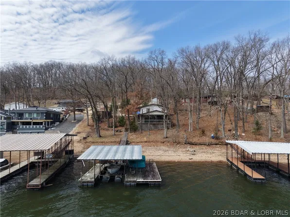 318 Bill Rubys Dr, Sunrise Beach, MO 65079