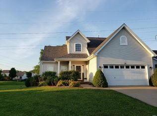 981 Tilestone Dr, O'Fallon, MO 63366