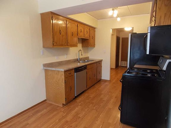 4th image of 4924 Circle Ct APT 404