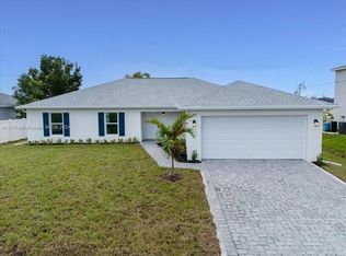 1012 NW 11th Pl, Cape Coral, FL 33993