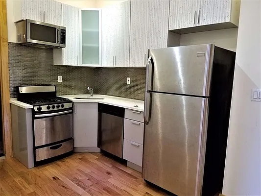 Rented by The Hamilton Group | media 23