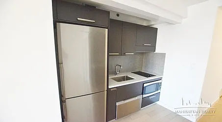 Rented by Manhattan Realty Group