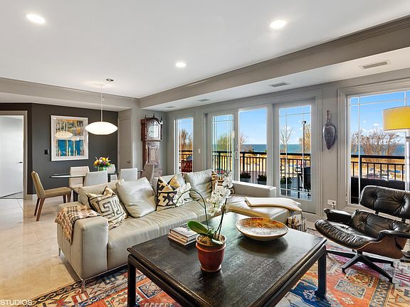 5th image of 200 Lake St Unit 4C