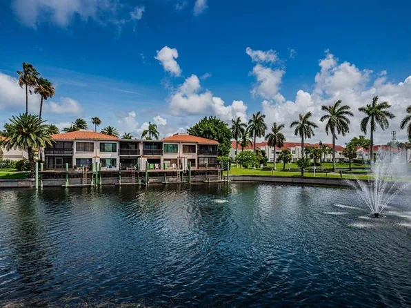 6294 Bahia Del Mar Cir, Saint Petersburg, FL