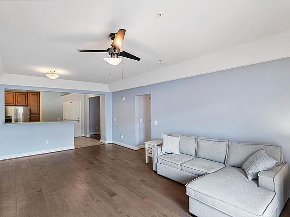 3rd image of 8606 Wintergreen Ct Unit 301