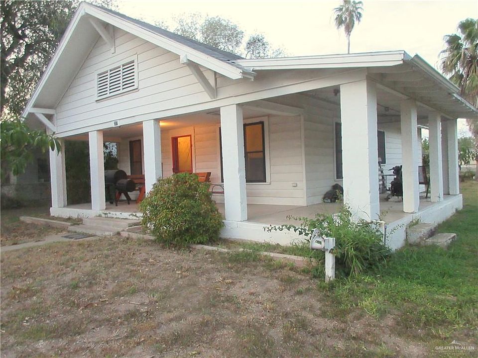 1st image of 217 E 7th St
