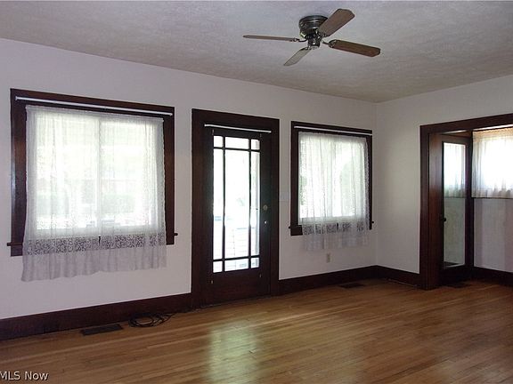 5th image of 137east Park Ave