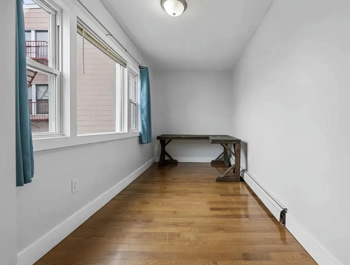 3 bed, 1500 sqft, $2,250 — Photo 4