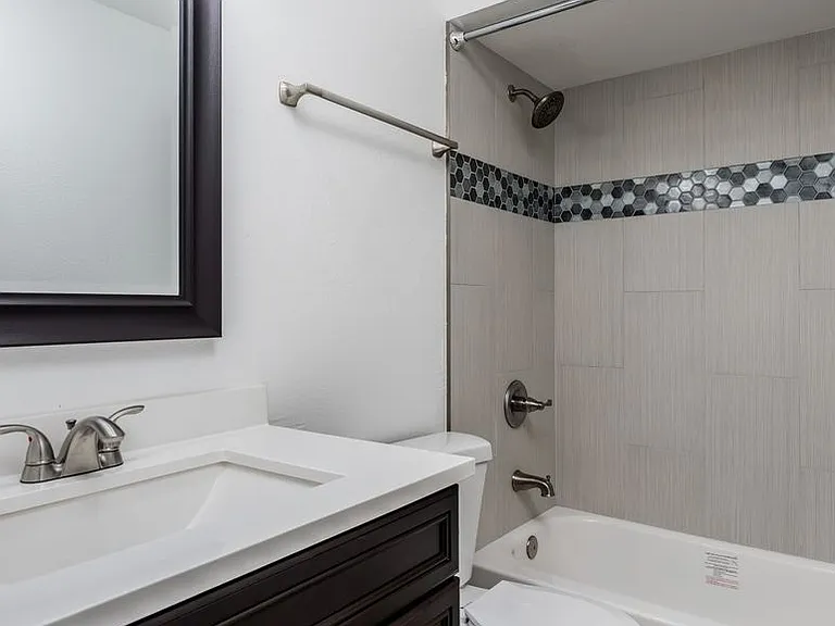3718 E Glenrosa Ave #3 — Photo 1