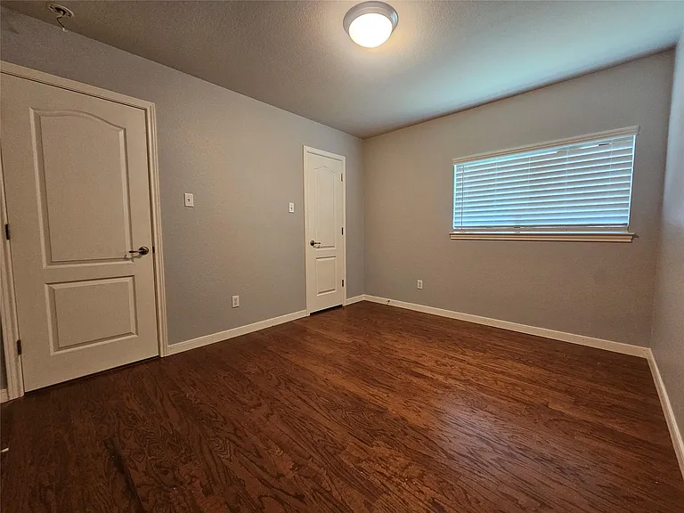 2035 Intrepid Dr — Photo 19