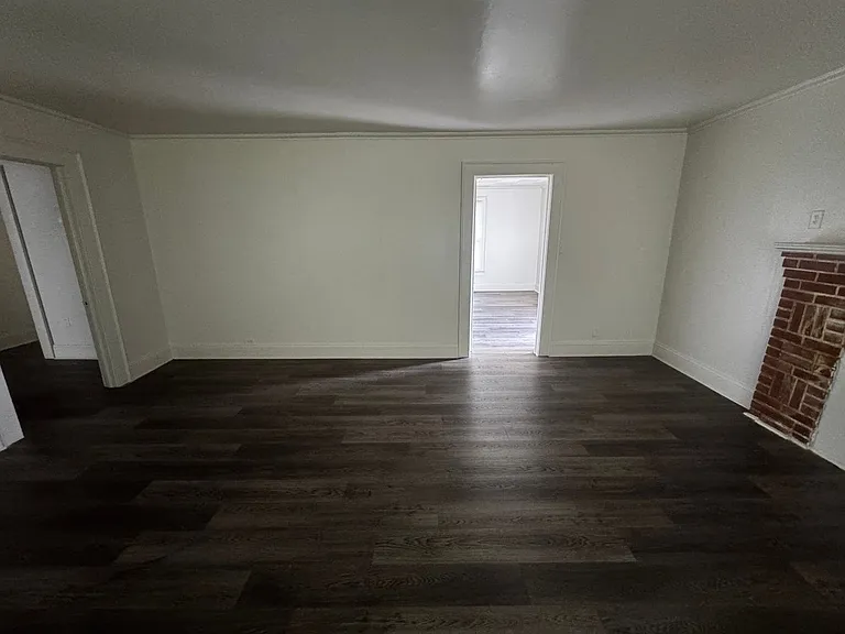 408 Ross Grove Rd E — Photo 8