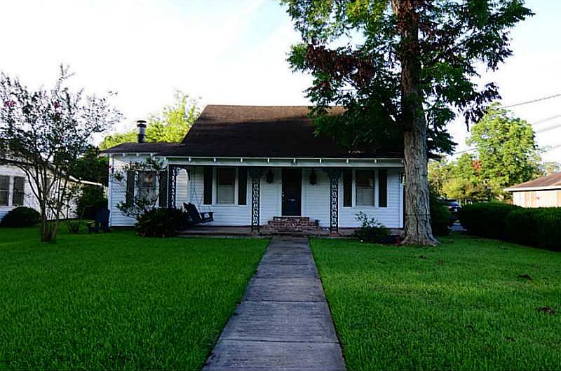 1st image of 519 Helen St