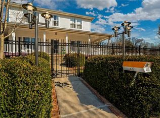 422 W Cleburn St, Fayetteville, AR 72701