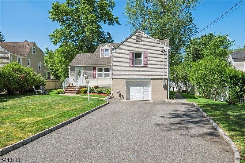 1st image of 40 Elmwood Rd