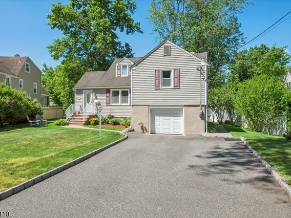 40 Elmwood Rd, Florham Park Boro, NJ 07932