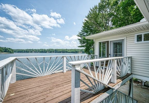 2nd image of 159 Dovenshire Dr