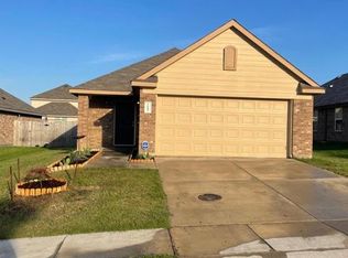 1609 Blue Jay Dr, Ennis, TX 75119