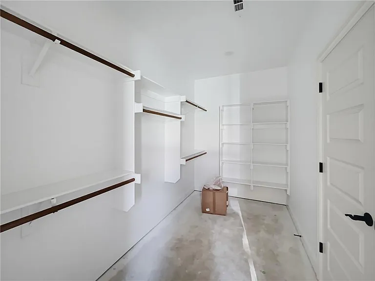 6800 Basswood Ave — Photo 7
