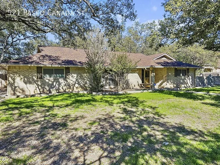 521 Paseo Canada St — Photo 13