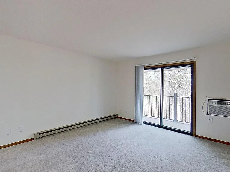 N83W13698 Fond Du Lac Ave #39 — Photo 10