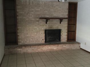 329 Nimrod Rd, Edmond, OK 73003