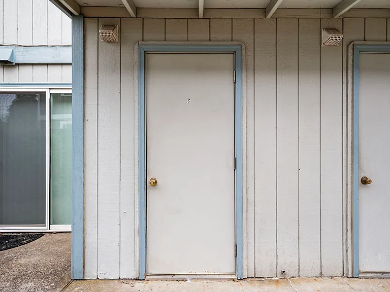 2229 Hawthorne St #C — Photo 16