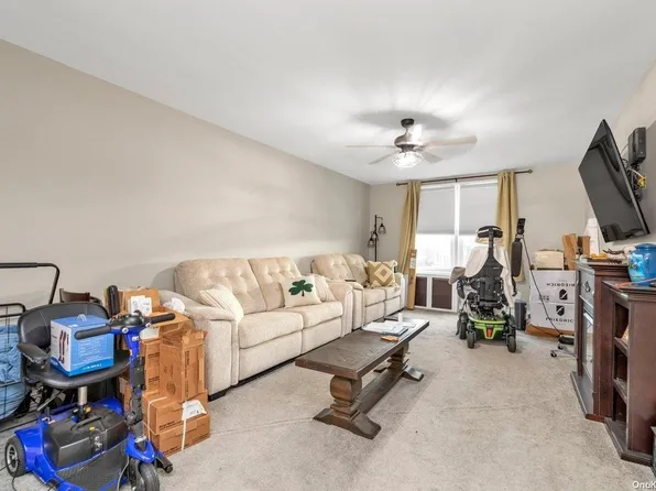 504 Merrick Road #2E, Lynbrook, NY 11563