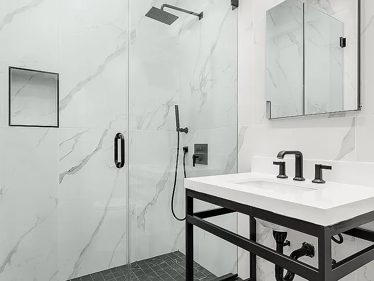 62 Newel St #3R — Photo 7