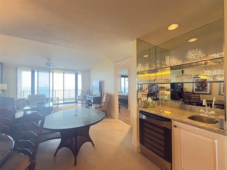 800 Ocean Dr #404 — Photo 7