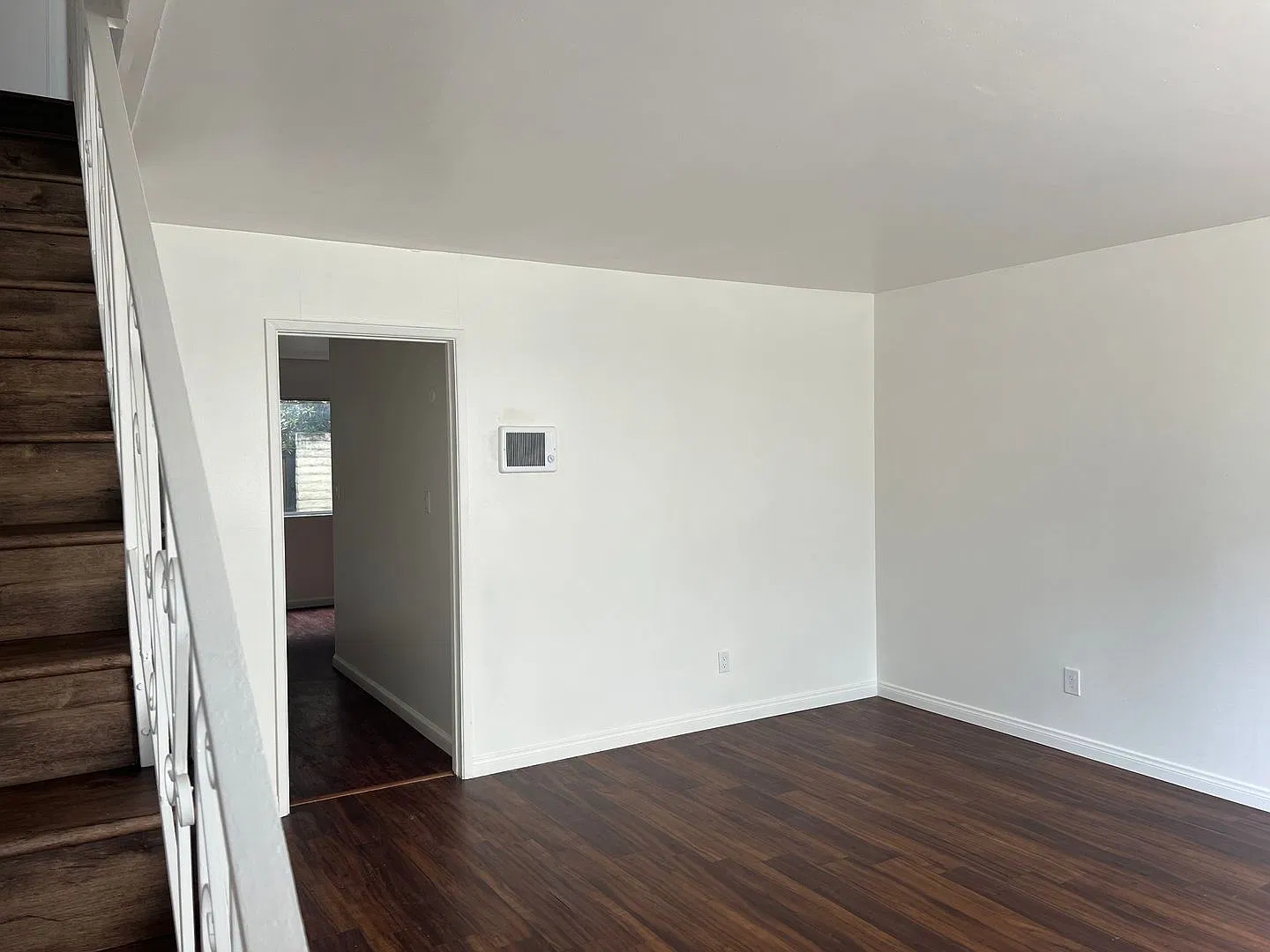 Two Bedroom, Two Bathroom Condo For Rent — Photo 2